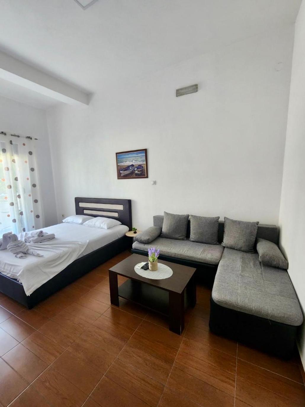 Sunrise Apart-Hotel Ούλτσιν Εξωτερικό φωτογραφία